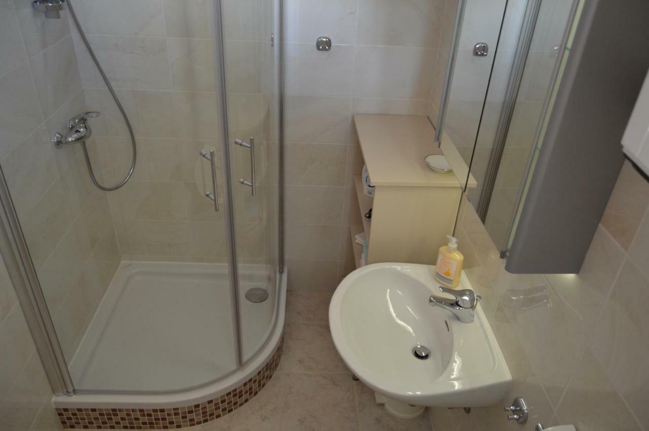 Ždrelac Apartmani Misic מראה חיצוני תמונה